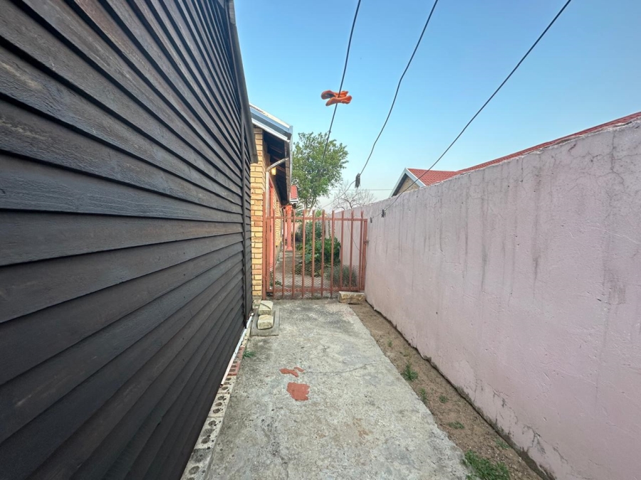 3 Bedroom Property for Sale in Mandela View Free State